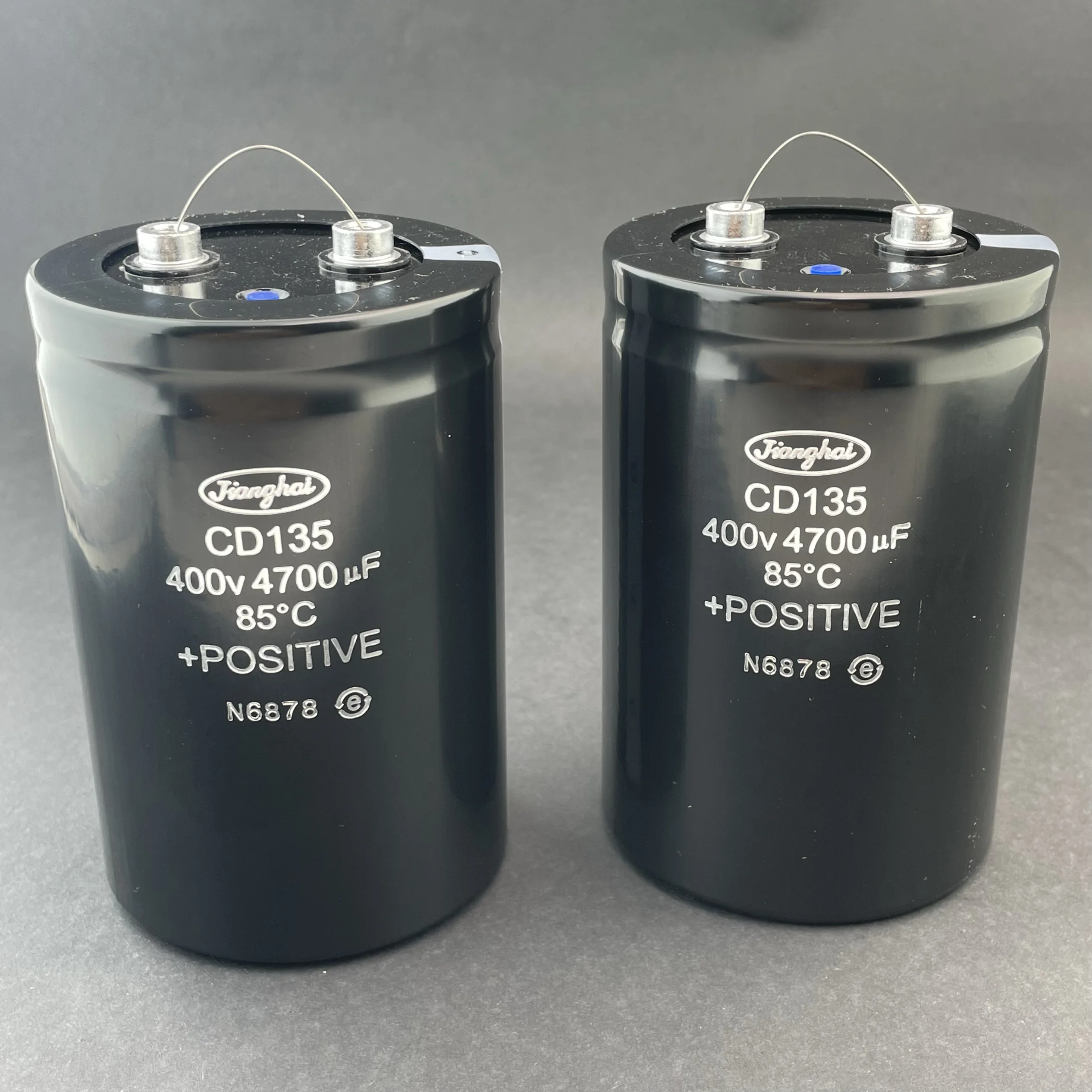 Цзянхайский cd 1354700 ufuf400v450v4700uf новый высоковольтный инверторный конденсатор