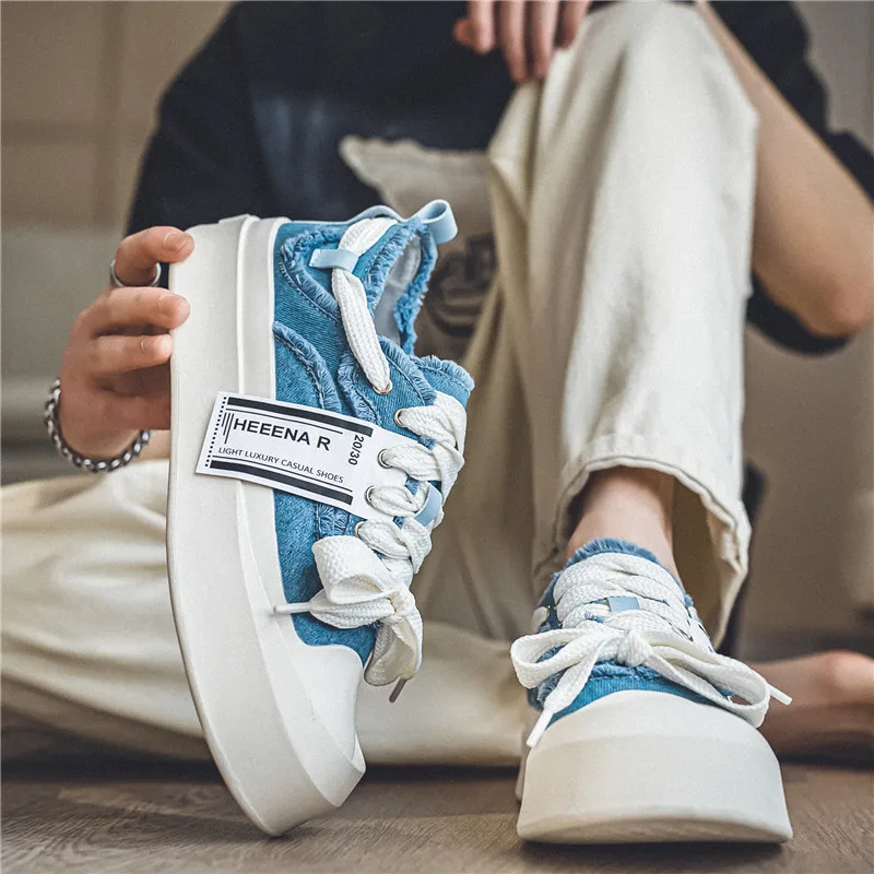 

Four seasons models niche big head lacing canvas shoes ugly shoes thick bottom beggar shoes outdoor casual men board shoes