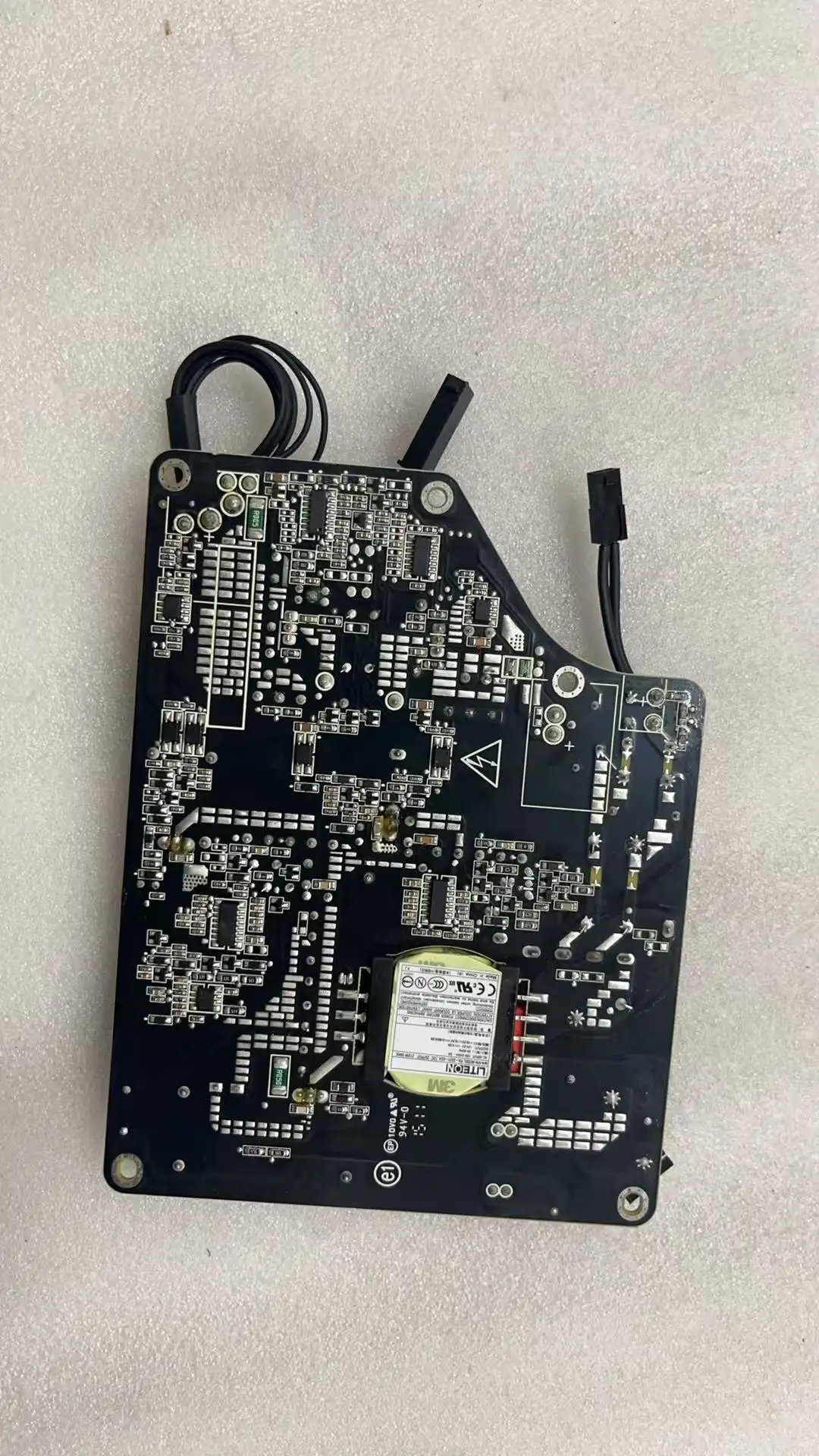 Фото ADP-200CF PA-2201-02A Используется для светодиодного кинодисплея 24 дюйма MB382 A1267 2008 Внутренний блок питания Адаптер блока питания 212 Вт 661-4821 №4