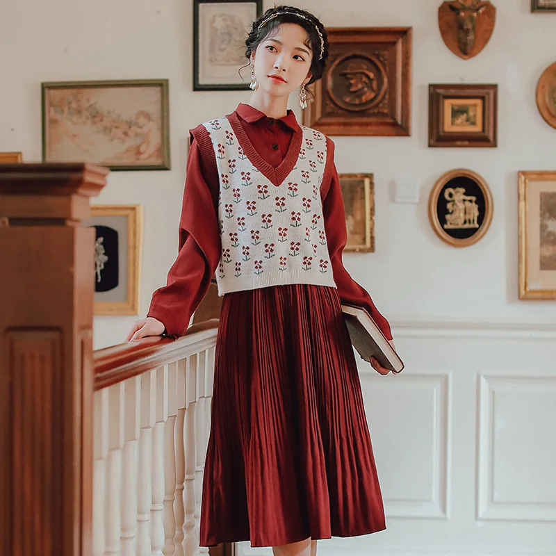 

Two Piece Set Women French Vintage Vest + Dress Cute Elegant Plus Size Clothes 2023 Woman French Aesthetic Red Khaki Dresses Set