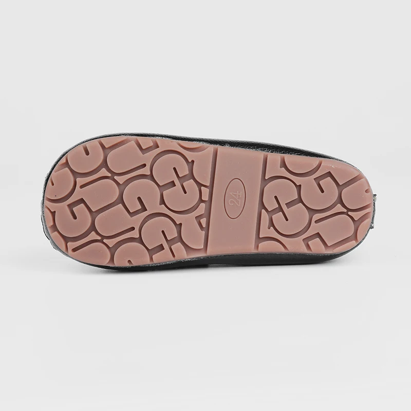 Кроссовки детские из ПУ кожи на мягкой подошве без шнуровки | Детская одежда и