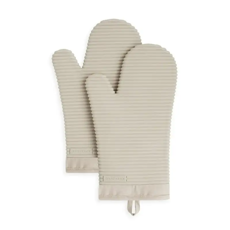 

Soft Silicone Oven Mitt Set, Milkshake Tan, 7.5"x13", Set of 2, Available in Multiple Colors