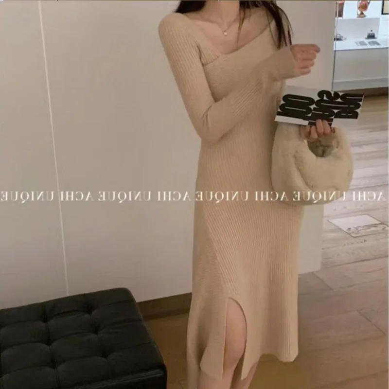 

2022 Autumn New Long Sleeve Knitted Dresses For Women Vintage Slim Elastic Waist A Line V Neck Office Lady Solid Midi Dress Retr