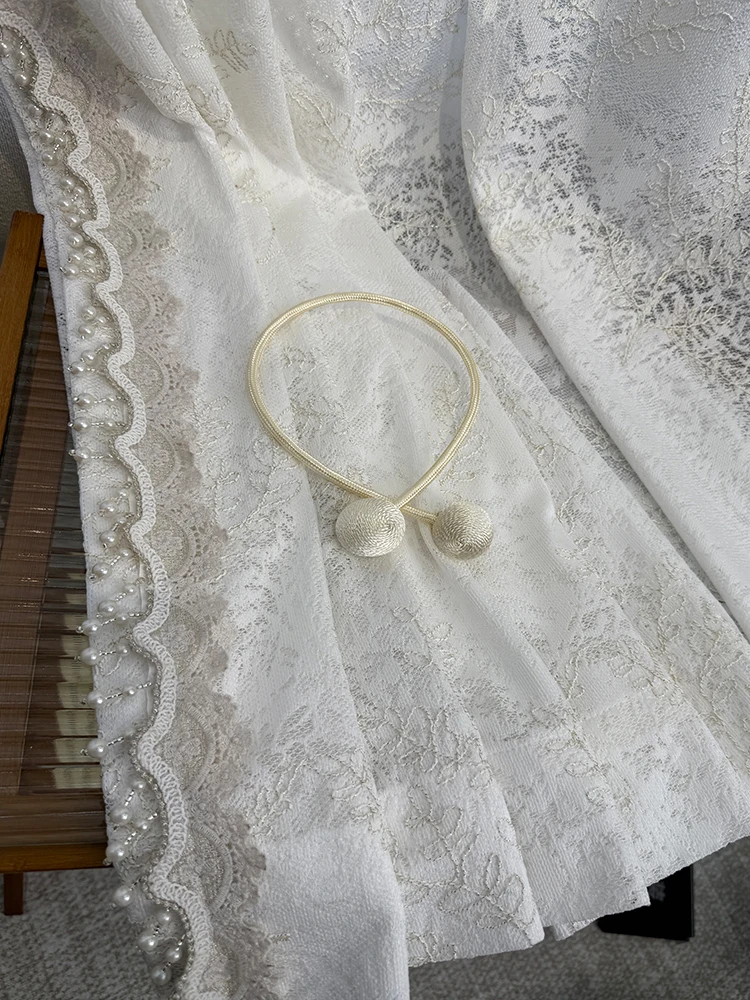 

Кремовые шторы из синели «Люли долины» BUY YEAR