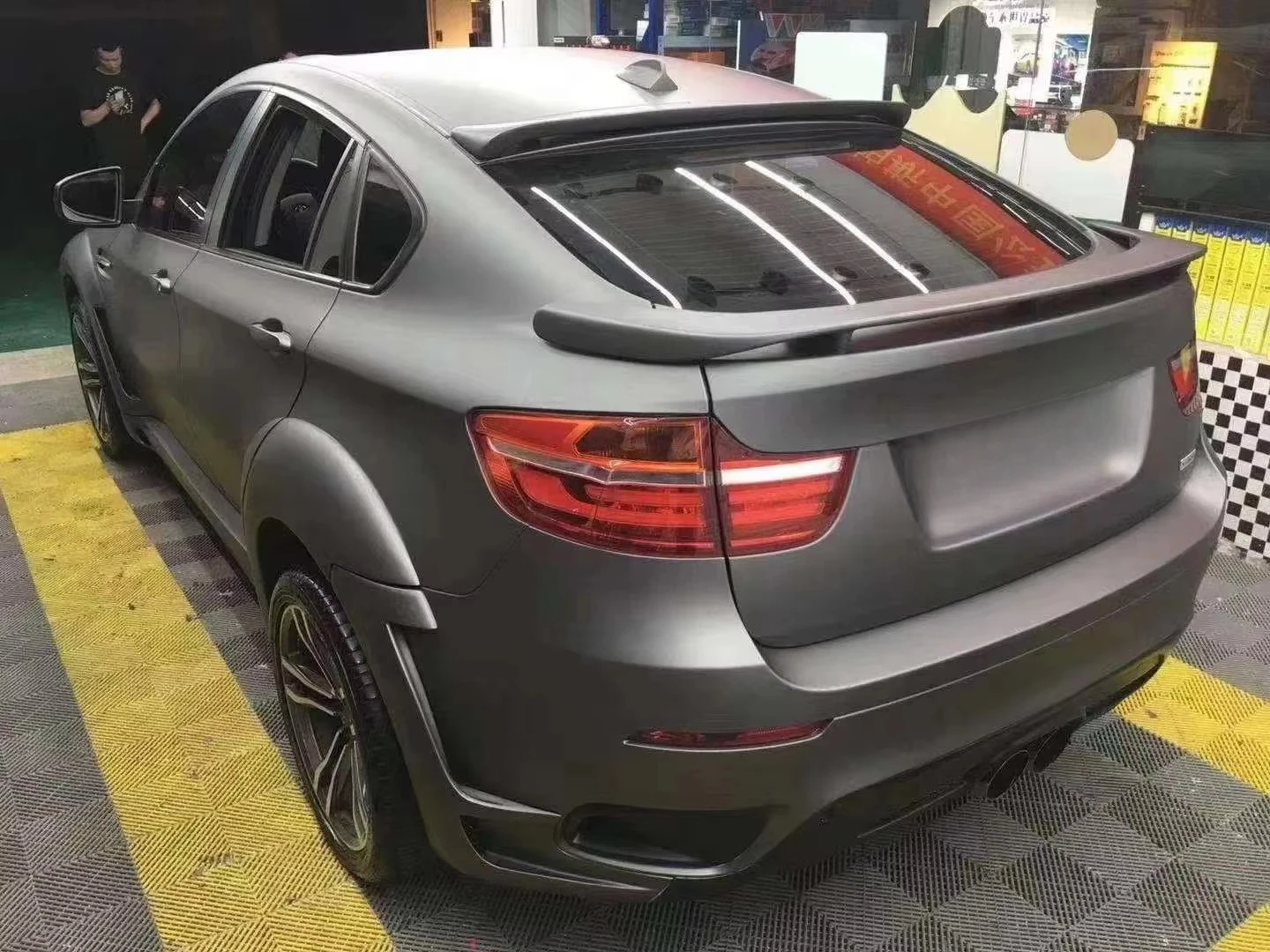 Комплект расширения кузова из материала FRP для BMW X6 в стиле HAMANN: расширители колесных арок, боковые пороги. Поддержка индивидуальной настройки. (art.: 3920db45938ee) - 3920db45938ee