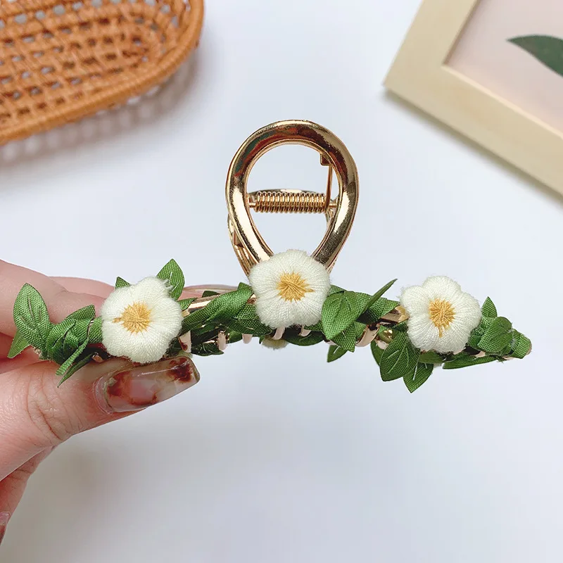 

2022 New Korea Flowers Acrylic Hair Claws Crab Large Claw Clips For Woman Girls Bath Barrette Ladiy Fashion Headdress