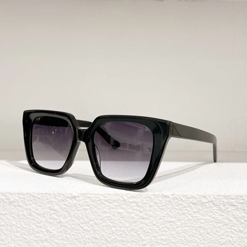 

Acetate Frame Black Square Sunglasses Women Fashion Gradient lens Sunglasses Chunky Frame