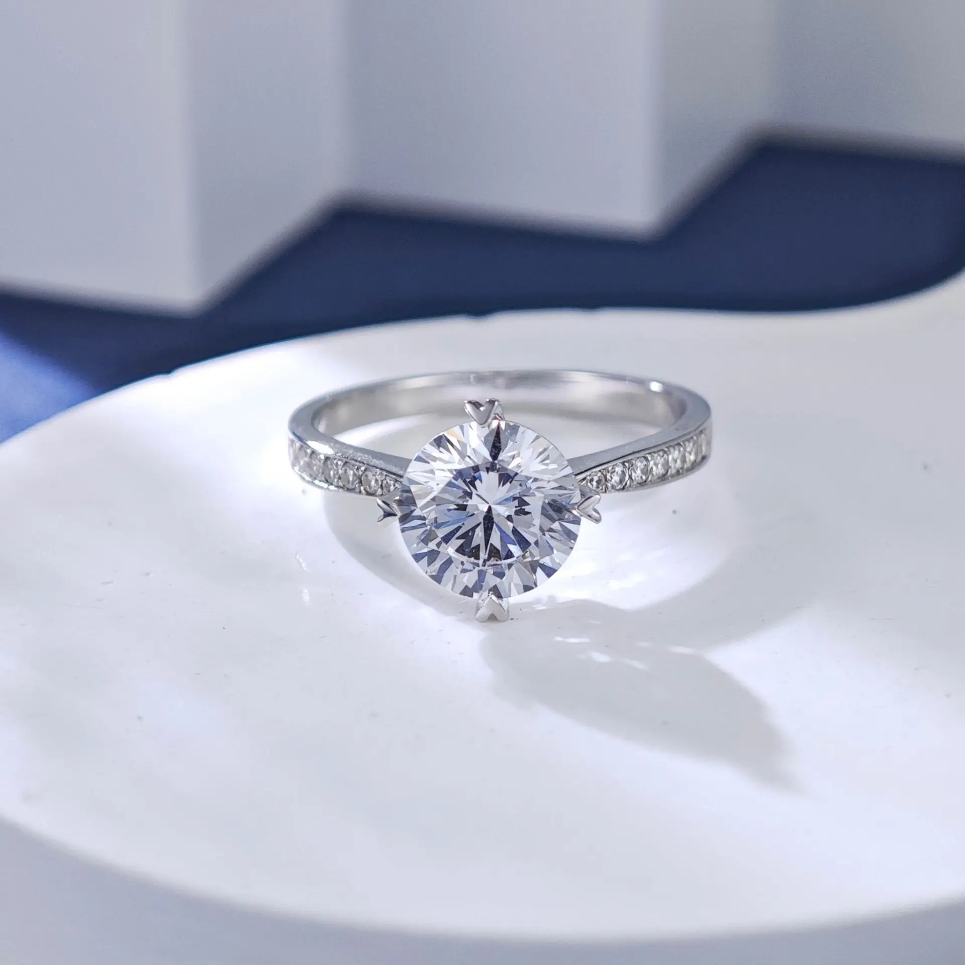 Женское кольцо из платины PT950 1 5 карата с мосанитом и бриллиантом простая любовь