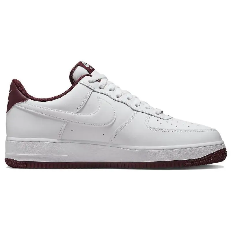 Кроссовки Nike Air Force цвет белый черный