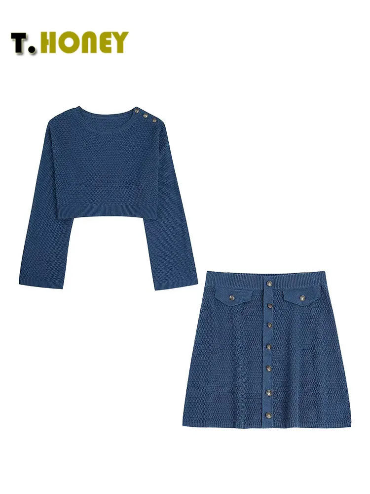

TELLHONEY Women Fashion O-Neck Long Sleeves Crop Tops Elastic Waist Mini Skirt Sexy Button Decoration Knitted Two Piece Set