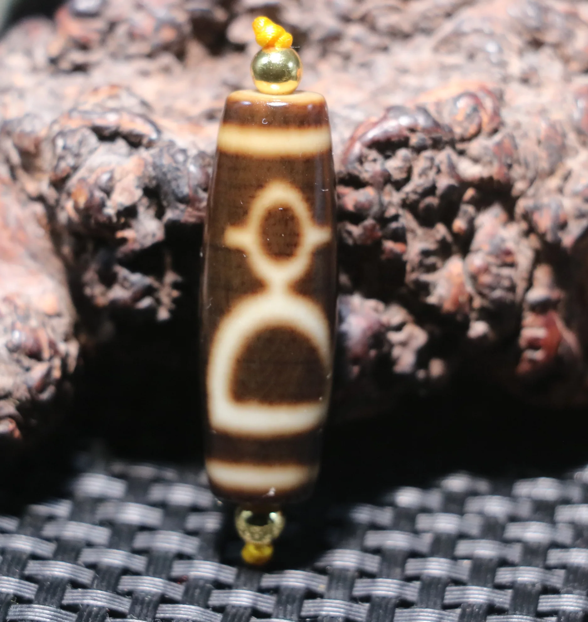 Treasure Magic Energy Тибетский Старый Агат 2 Богатство Бог Фигурка Символ бусины дзи Totem