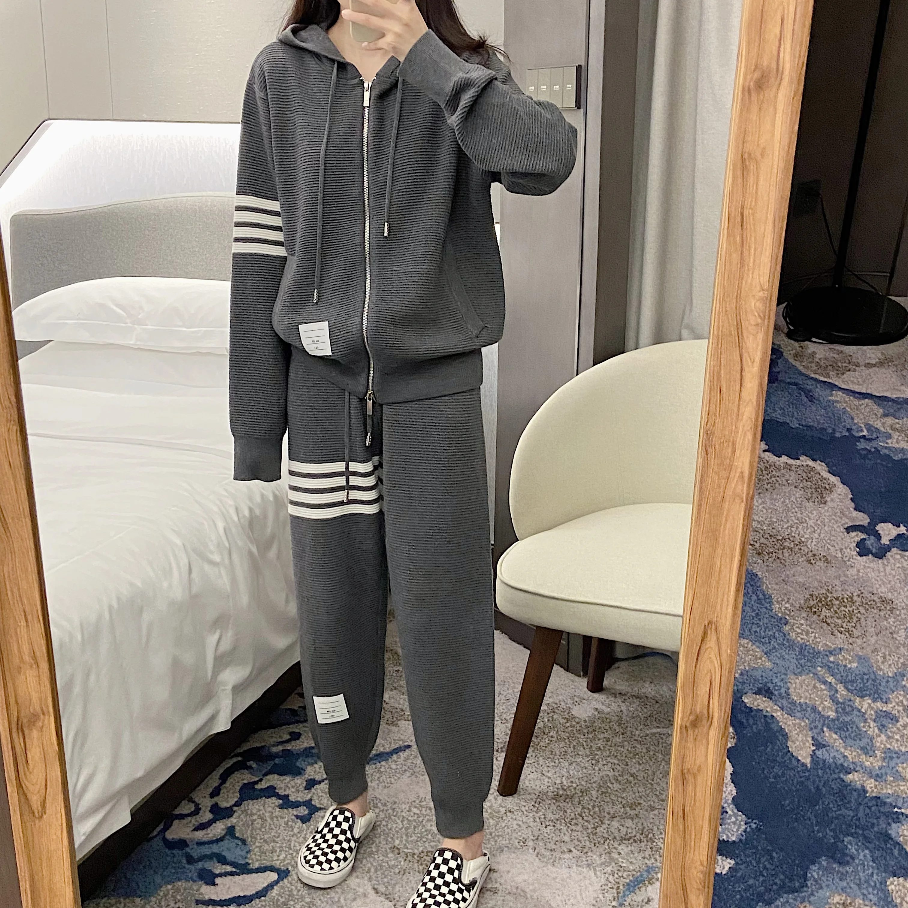 

High Quality TB Korean Style Fashion Four Bar Horizontal Stripe Hooded Zippered Cardigan Coat Trousers Knitting Two-piece Suit