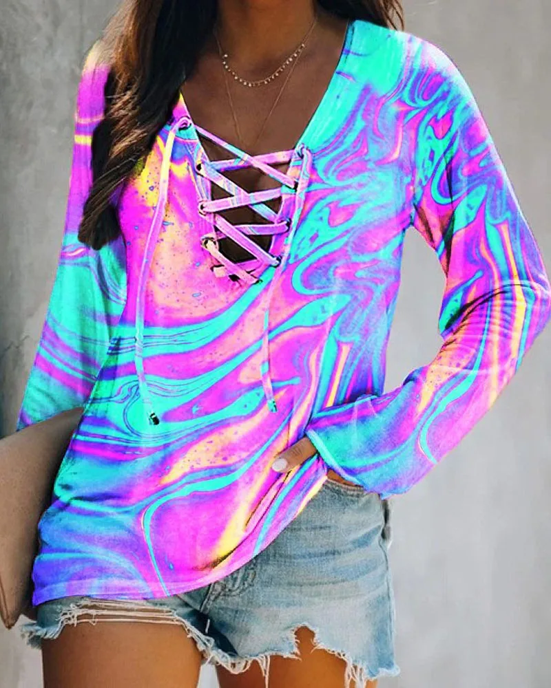 

Женская футболка с мраморным принтом и V-образным вырезом, на шнуровке