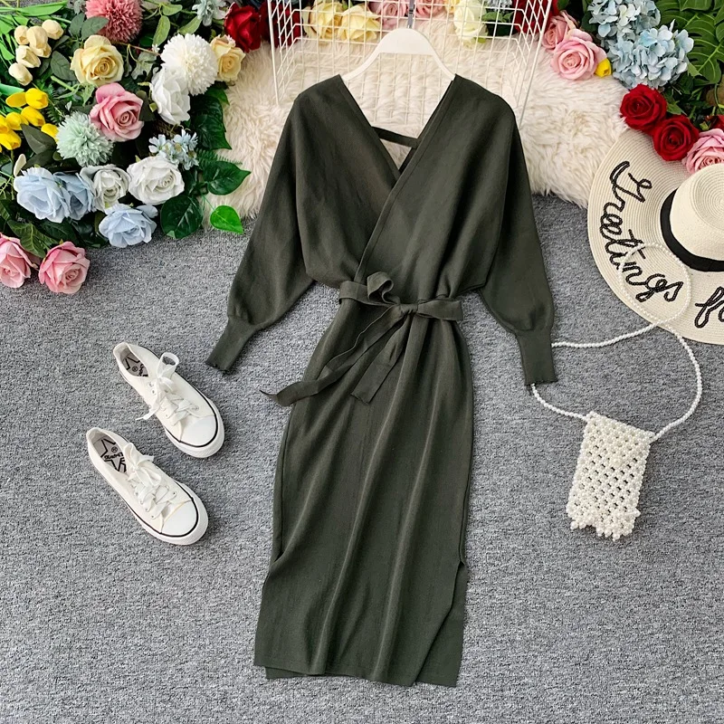 

Fashionable Sexy V-Neck Mid Length Long Sleeve Maternity Dress White