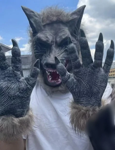 

Костюм ужасного волка для косплея