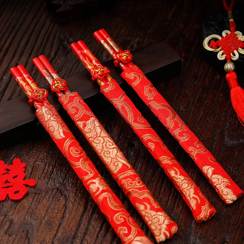 

2Pairs Chinese Chopsticks Dragon And Phoenix Chopstick Wooden Tableware Reusable Serving Cutlery For Wedding Party
