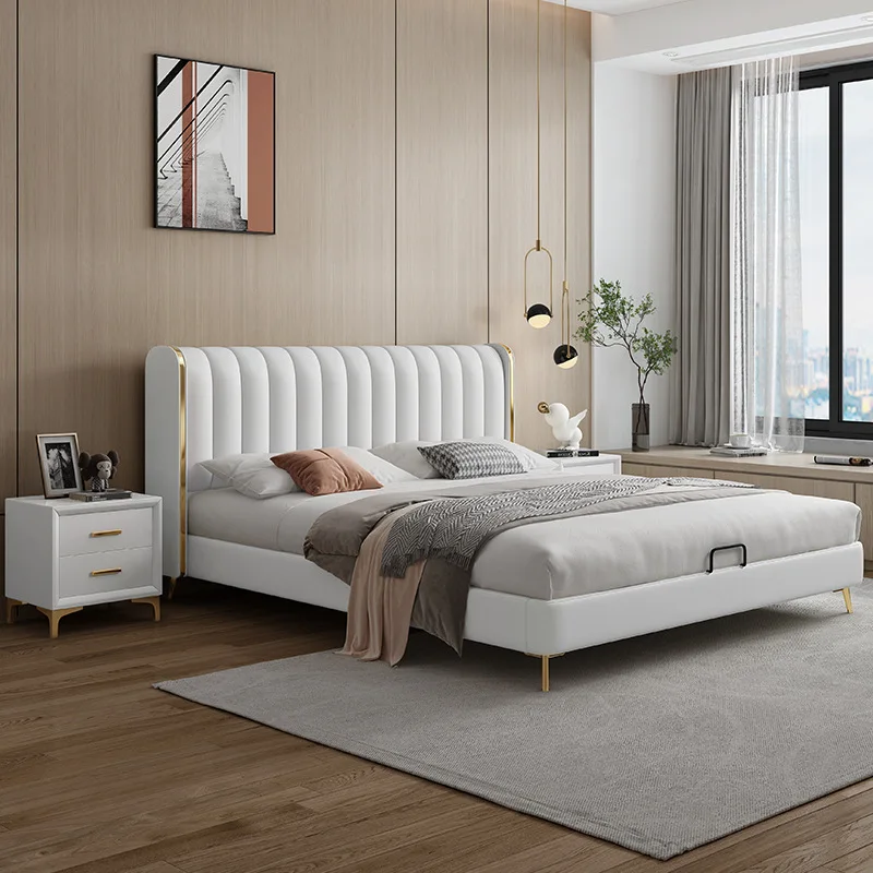 Кровать кремовая. Сливочный цвет кровати в интерьере. Кровать метр 40 20 60. Белая кремовая кровать. Кровать кремовая кожа.