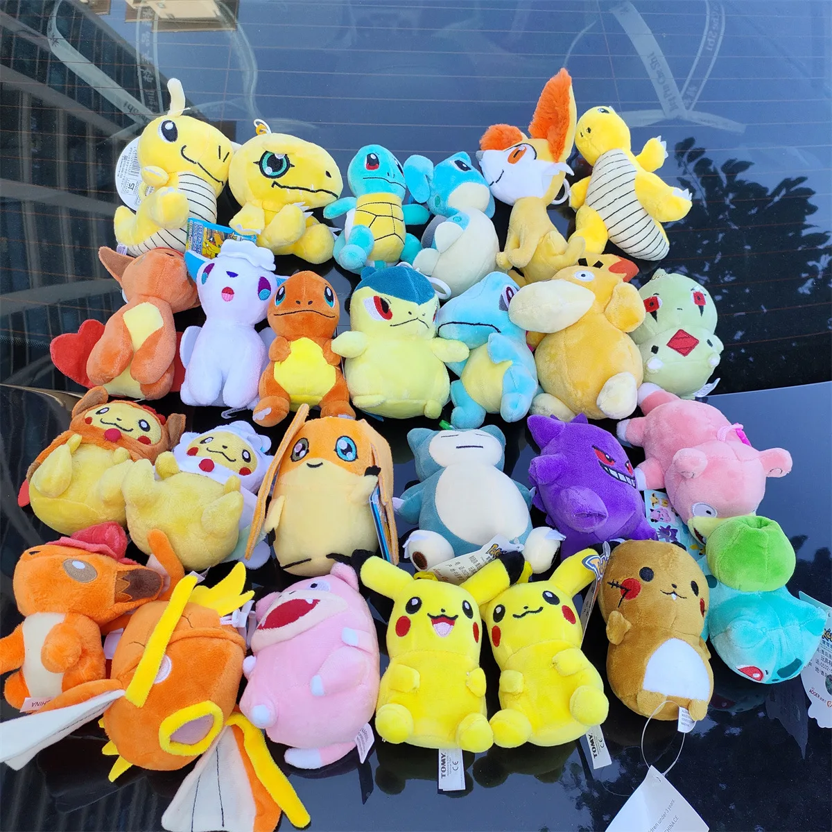 10Pcs/Lot Pokemon Charmander Psyduck Mew Ditto Dragonite Gengar Bulbasaur Snorlax  Cyndaquil Eevee Litten Keychain Doll Pendant