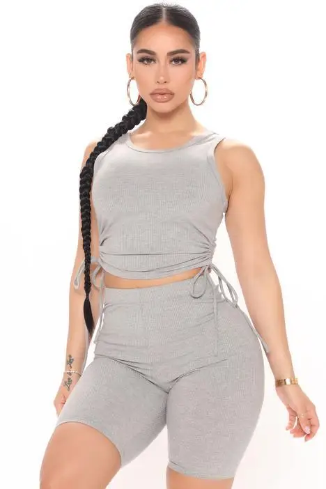 Новая женская одежда рекомендуется без рукавов с круглым вырезом модные