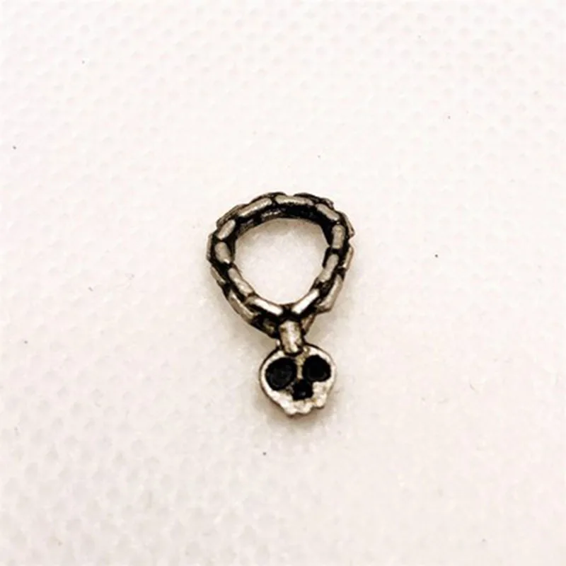 

1/18 Scale Anime Figure Necklace Charm for 3.75" Removable Female Soldier Figure Model Fan Gift Collection Display