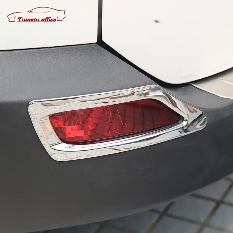 

For Toyota RAV4 2013 2014 2015 ABS Chrome Car rear fog lampshade frame cover Trim sticker Car Styling Molding Accessories 2pcs