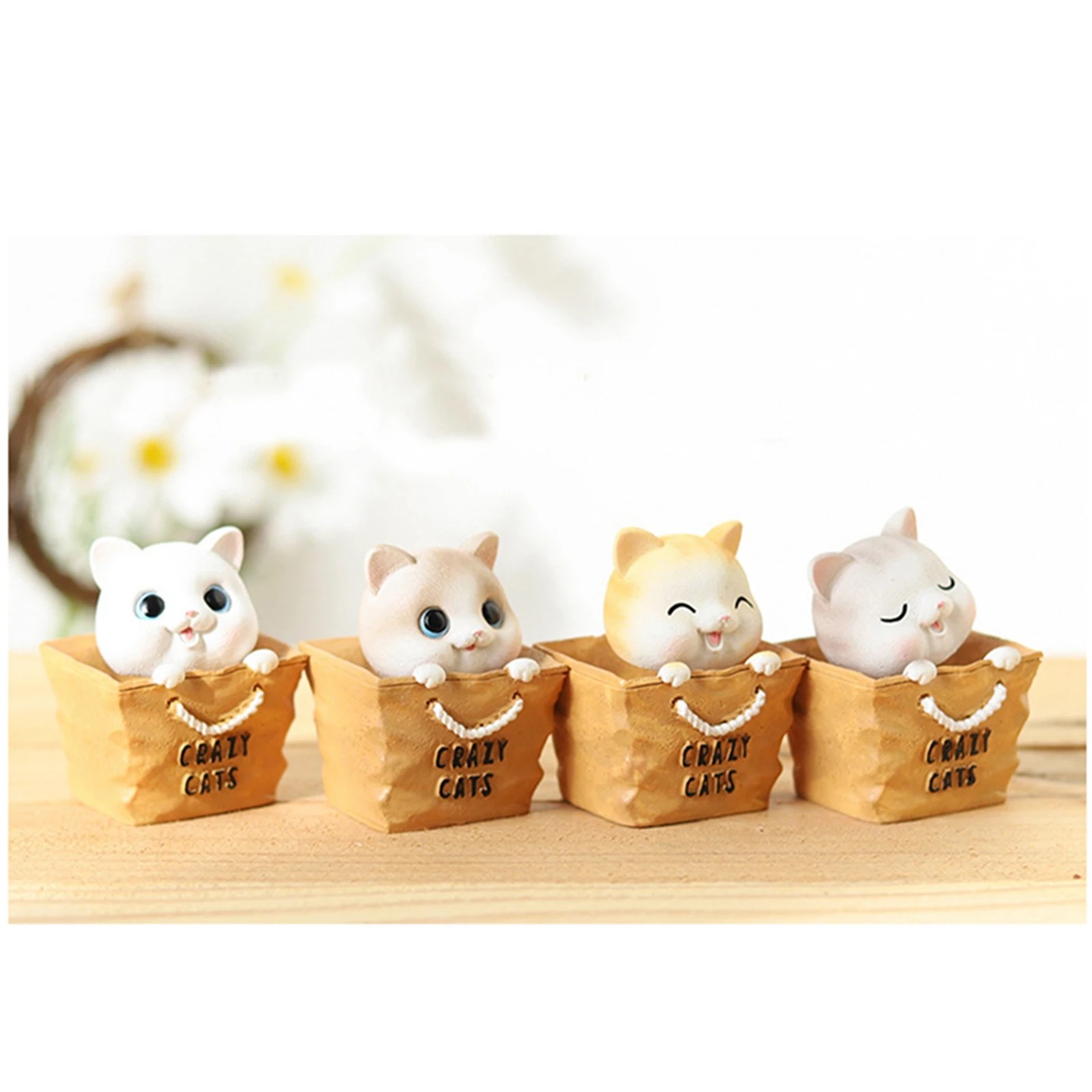 

Cartoon Cat Figurines Decoration Resin Shaking Head Cat Shaped Statues Desktop Decor for Living Room Dining Room Table Miniature