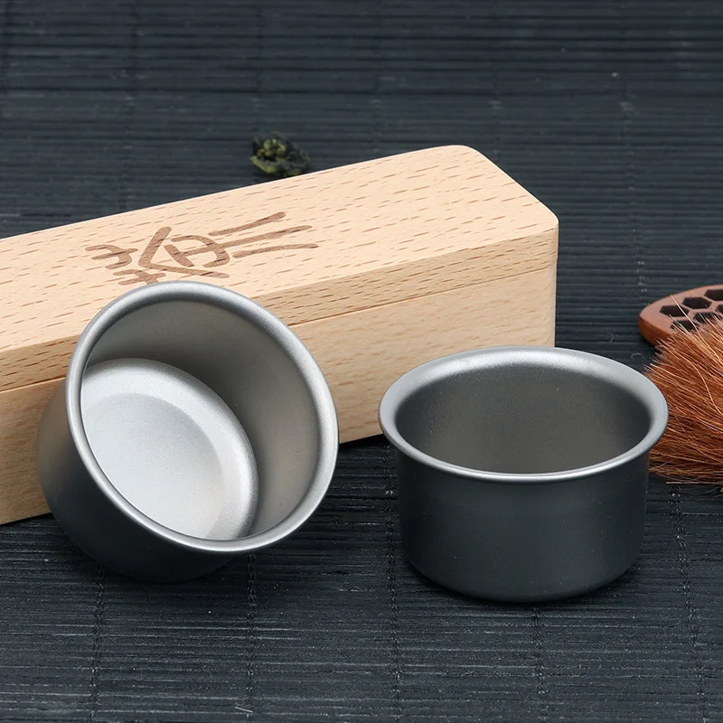 Герметичная колба из титана для спирта виски вина с набором чашек кемпинга на