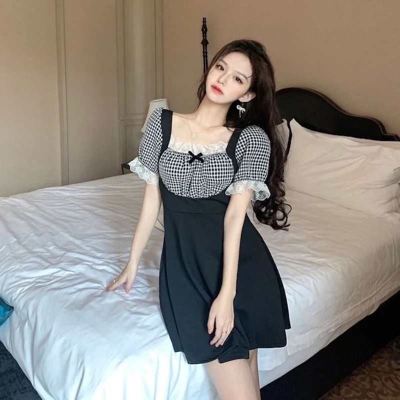 

French Sweet Short Trendy Fake Two Piece Skinny Office Summer Patchwork Square Neck Dress Female A-line Mini Vintage Dress