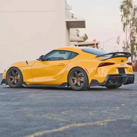 Углеродное волокно для Toyota Supra 2019-2020, автомобильные боковые юбки, разветвители, лопасти, детали фартука, обновленный комплект кузова, автомобильные аксессуары