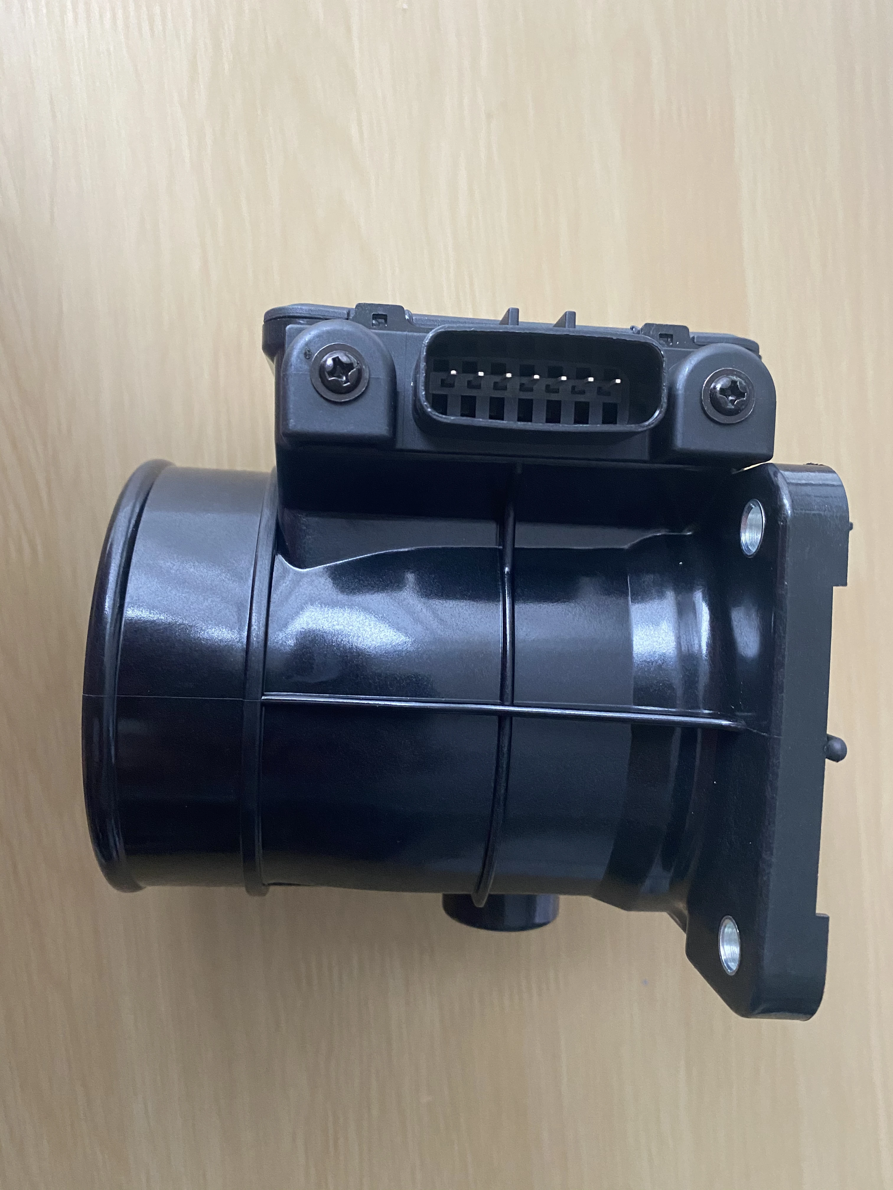 100% новый высококачественный датчик массового расхода воздуха MAF MD336482 для Mitsubishi