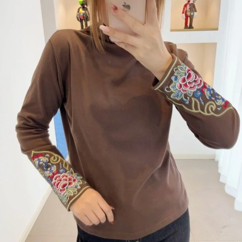 

High Grade Quality T-Shirt For Women 2023 Autumn New Half High Neck Embroidered German Velvet Long Sleeved Warm Bottom Shirt