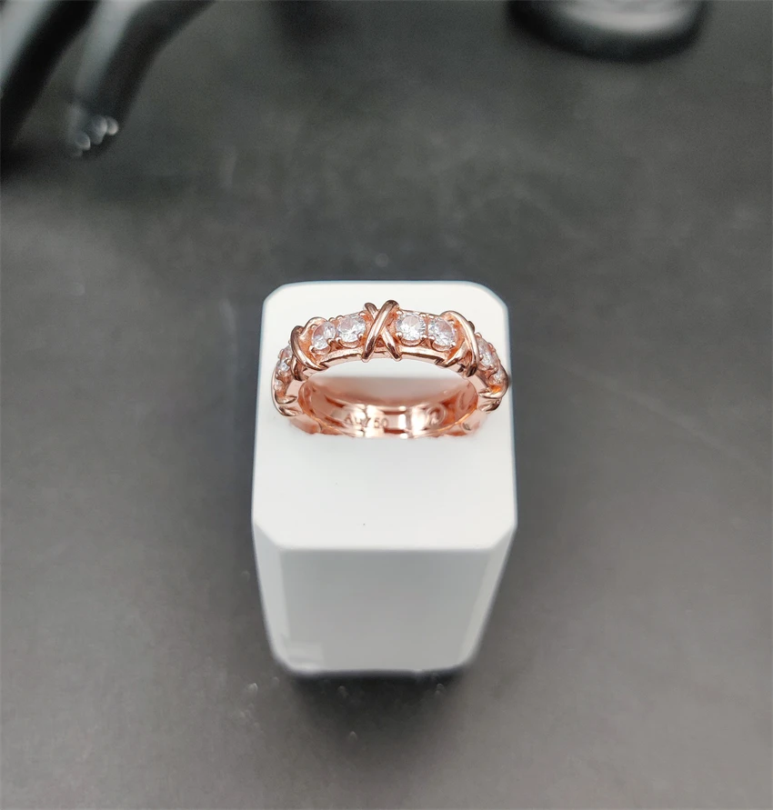 

1:1 925 Original Sterling Silver Ring For Women 16 Zircon Surround Inlaid Ring Luxury Brand Jewelry Rock Party Accessories