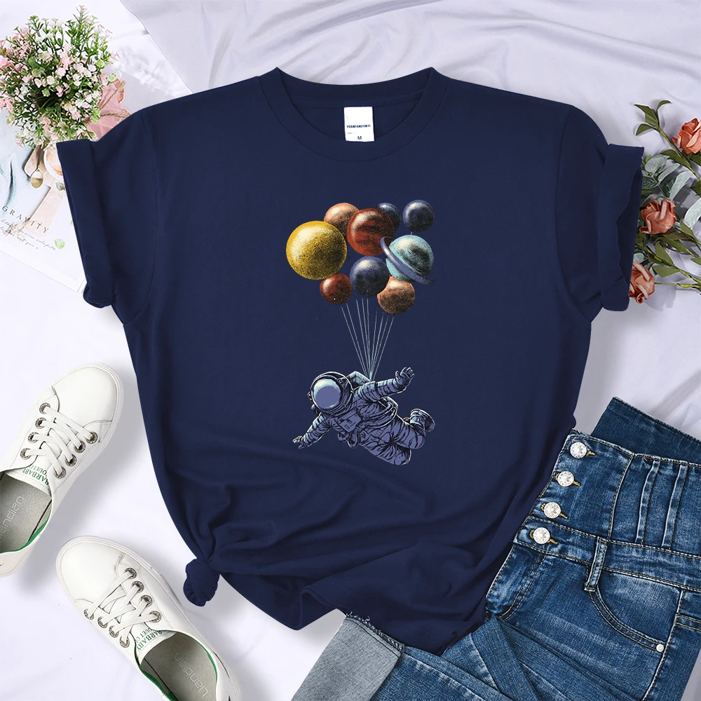 

Y2K Retro Planet Astronaut Women T Shirts Breathable Summer T-Shirt Street Hip Hop Tee Shirts O-Neck Sweat Female Crop Top