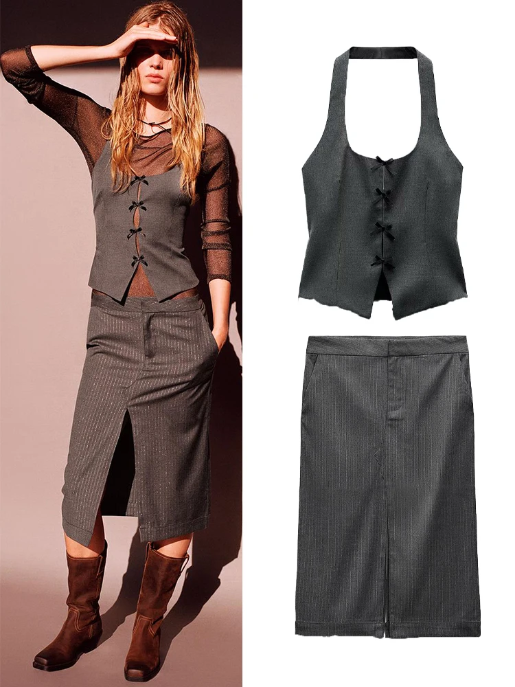 

Новое поступление, осень 2023, женский милый декоративный топ с бантом и открытой спиной и воротником-халтером и юбка миди в полоску с заниженной талией