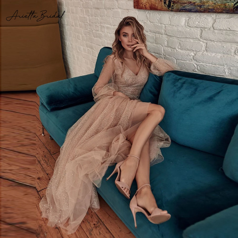 

Arietta Champagne Glitter Tulle Beach Wedding Dresses V-Neck Illusion Long Sleeves A-Line Bridal Gowns 2023 Boho Bride Dresses