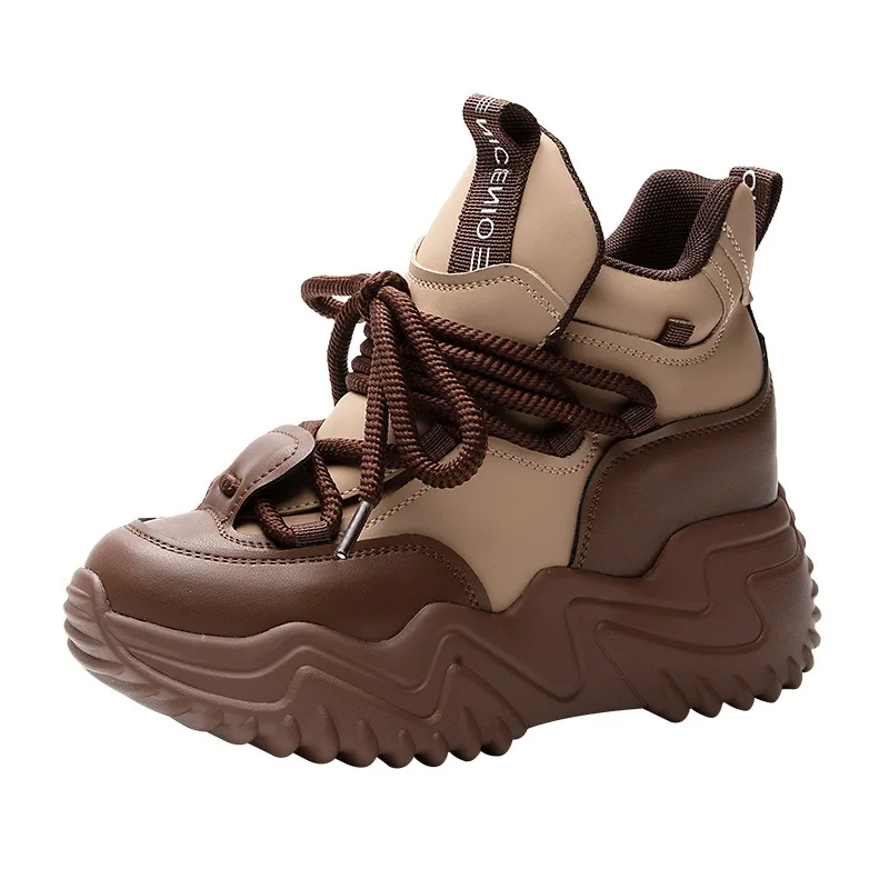 Женские кроссовки из натуральной кожи на танкетке 7 5 см