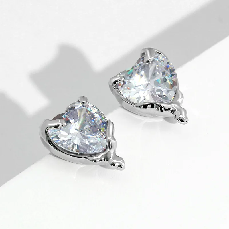 

Серьги LONDANY, оригинальные циркониевые серьги, темпераментные серьги в форме сердца, женские серьги