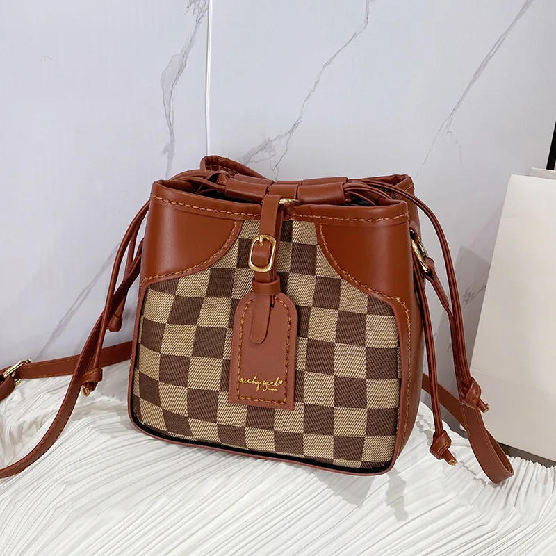 Retro Handmade Large Capacity Checkerboard Bucket Bag Hand Stitching Sew DIY Material  Woven Bag Women Shoulder Bag