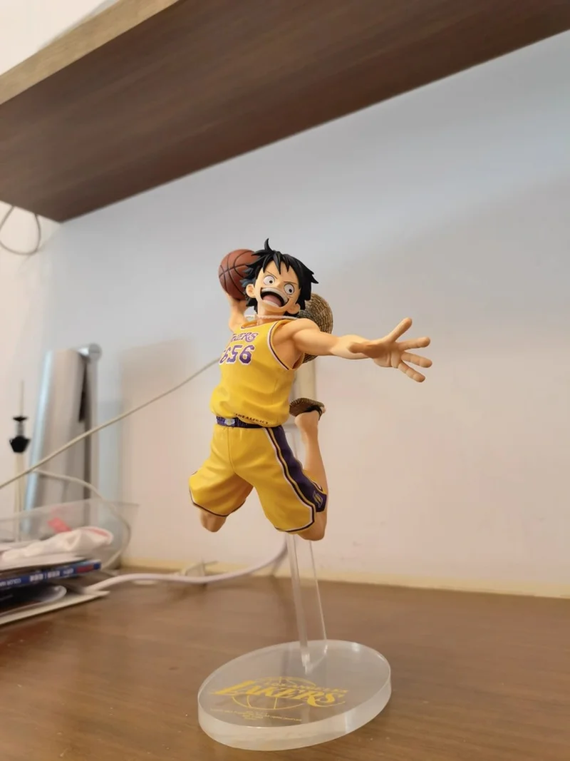 Фото НОВАЯ коллекционная фигурка Bandai Banpresto One Piece x NBA MSP Collaboration Monkey D. Luffy, официальная лицензированная модель из ПВХ, подарки для фанатов №3