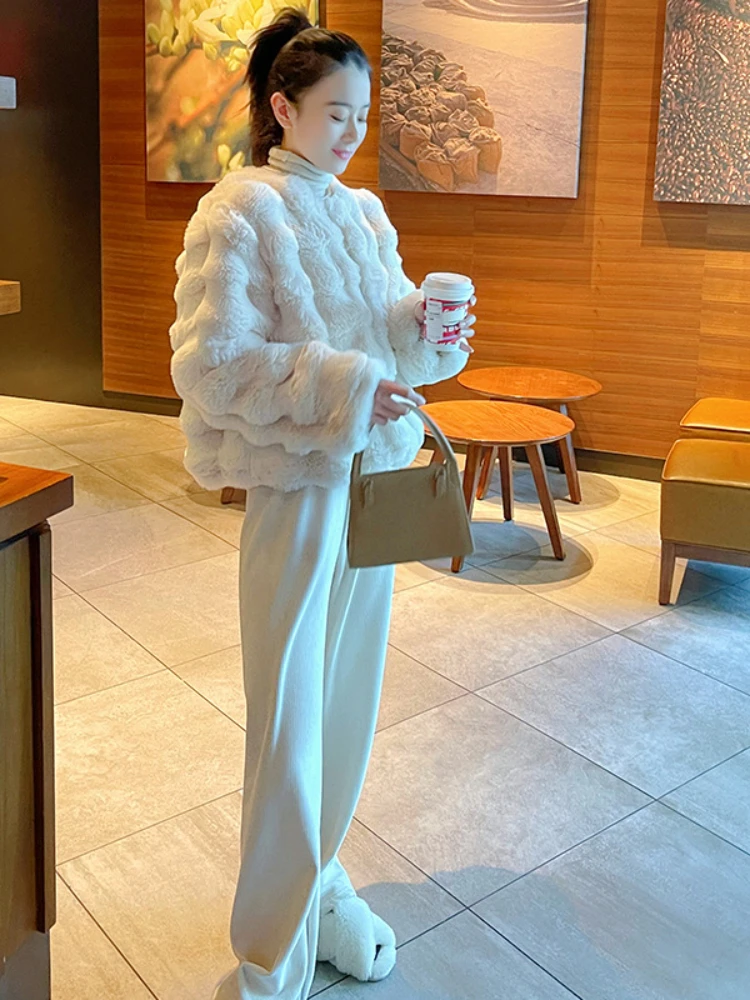 Winter 2022 new thickened white Korean version versatile young short fur coat mink velvet fur coat