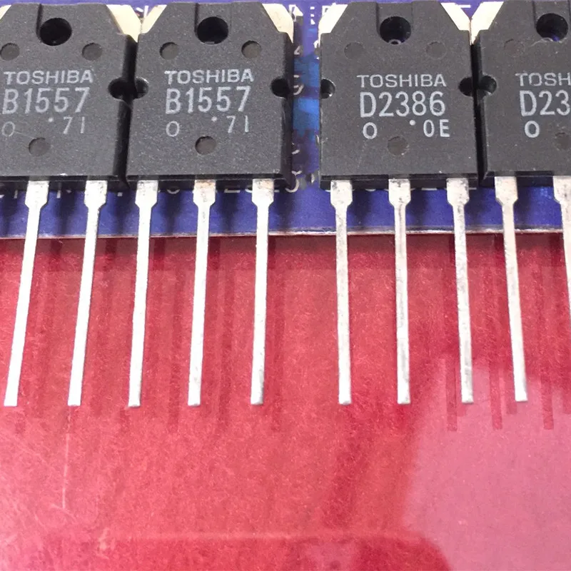 

20 шт. D1557 2SD1557 фотосессия