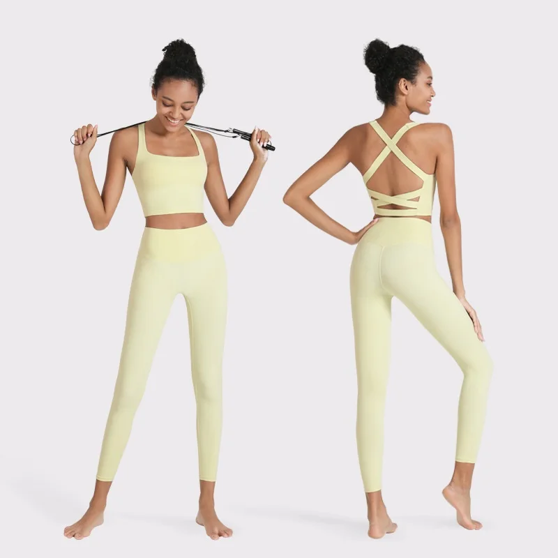 

Solid Color Yoga Legging And Sport Bra Two Piece Suit Tigts Women Soft Gym Fitness Set Comprehensive Training Workout Jogging