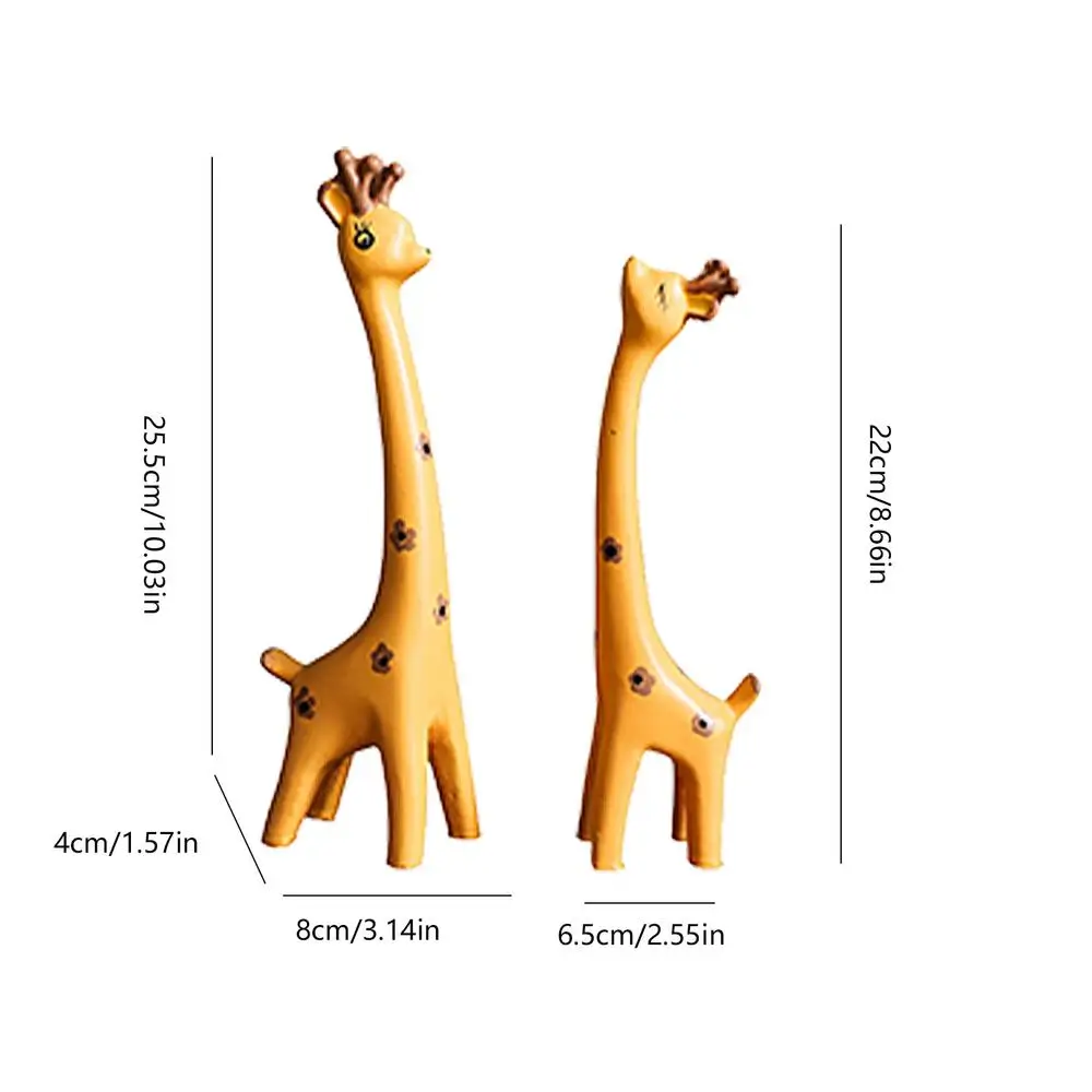 

Деревянные скульптуры жирафов, пара