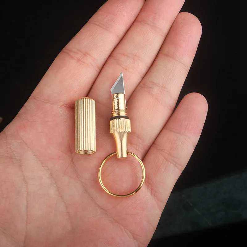 

1PCS Mini Brass Capsule Pocket Knife Portable Utility Knifes Survival Knife Keychain Pendant Gadget Letter Package Opener