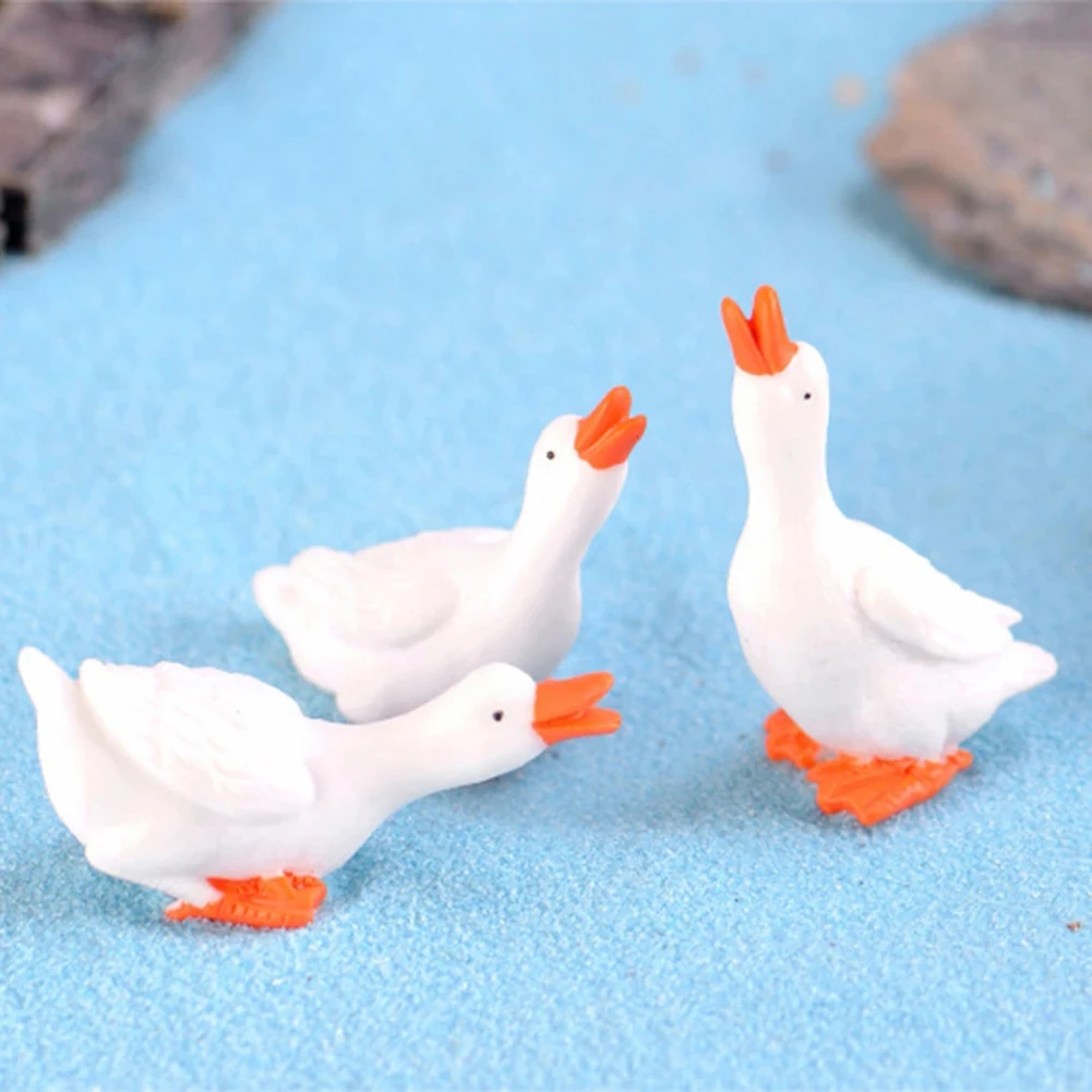 

Cute Goose Figurine Miniatures Home Decoration Kawaii Animal Decorative Figurine Accessories Desk Garden Decor Easter Decoration