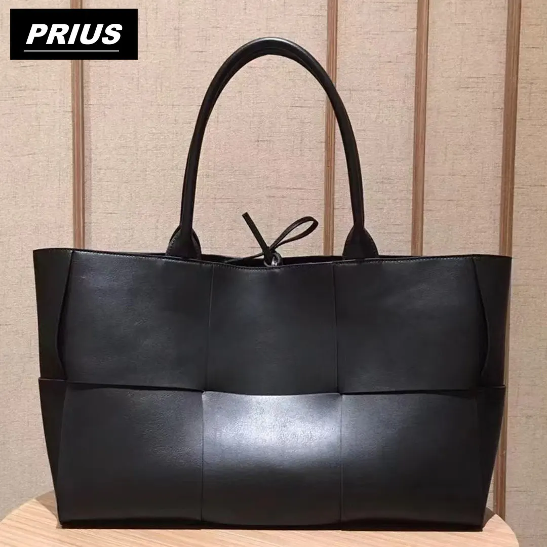 Super large fashionable large capacity woven handbag and purse Leather shopping bag Luxury designer beach bag