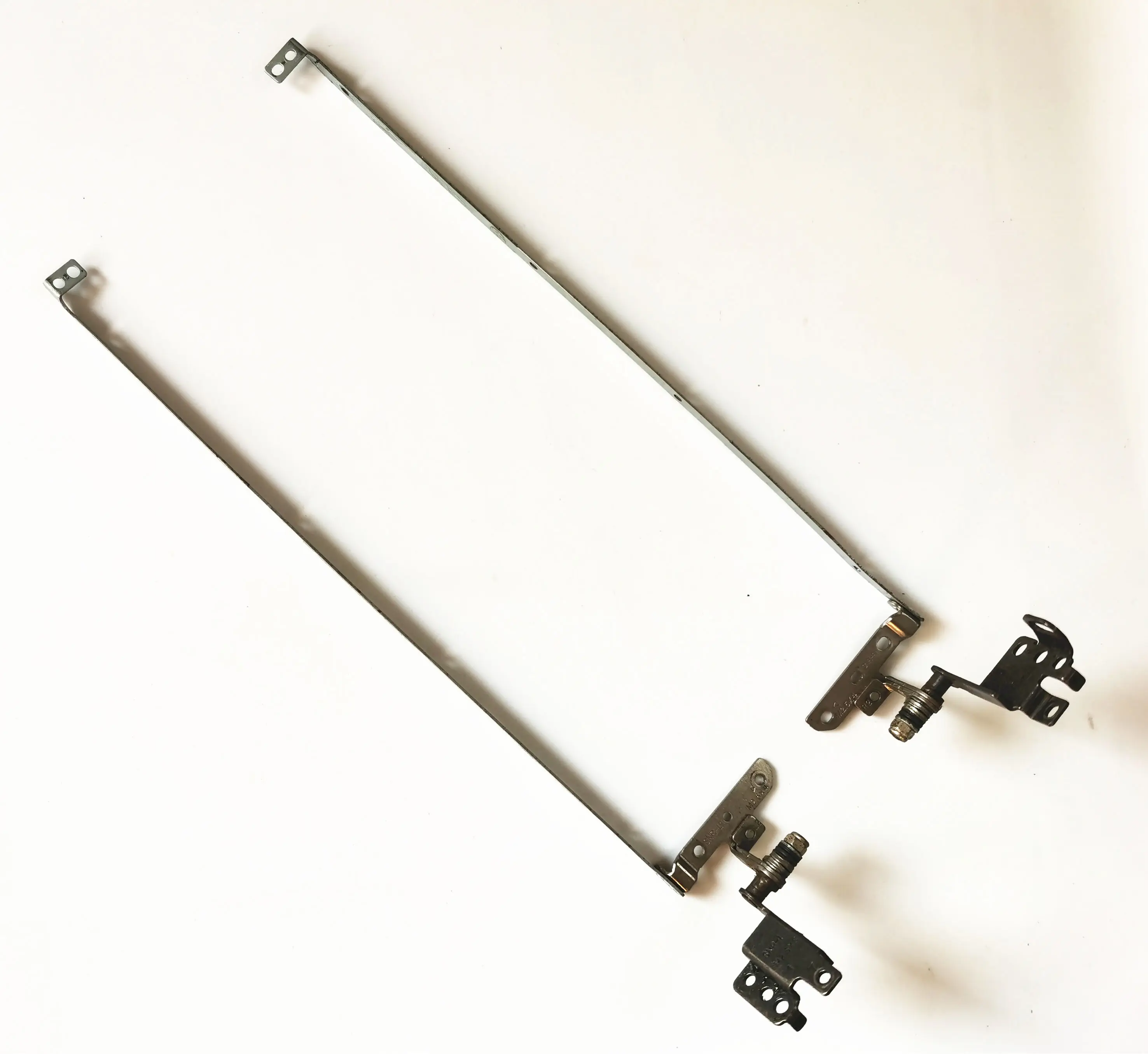 Петли для ЖК-экрана ноутбука Lenovo Y570, Y570A, Y575, одна пара