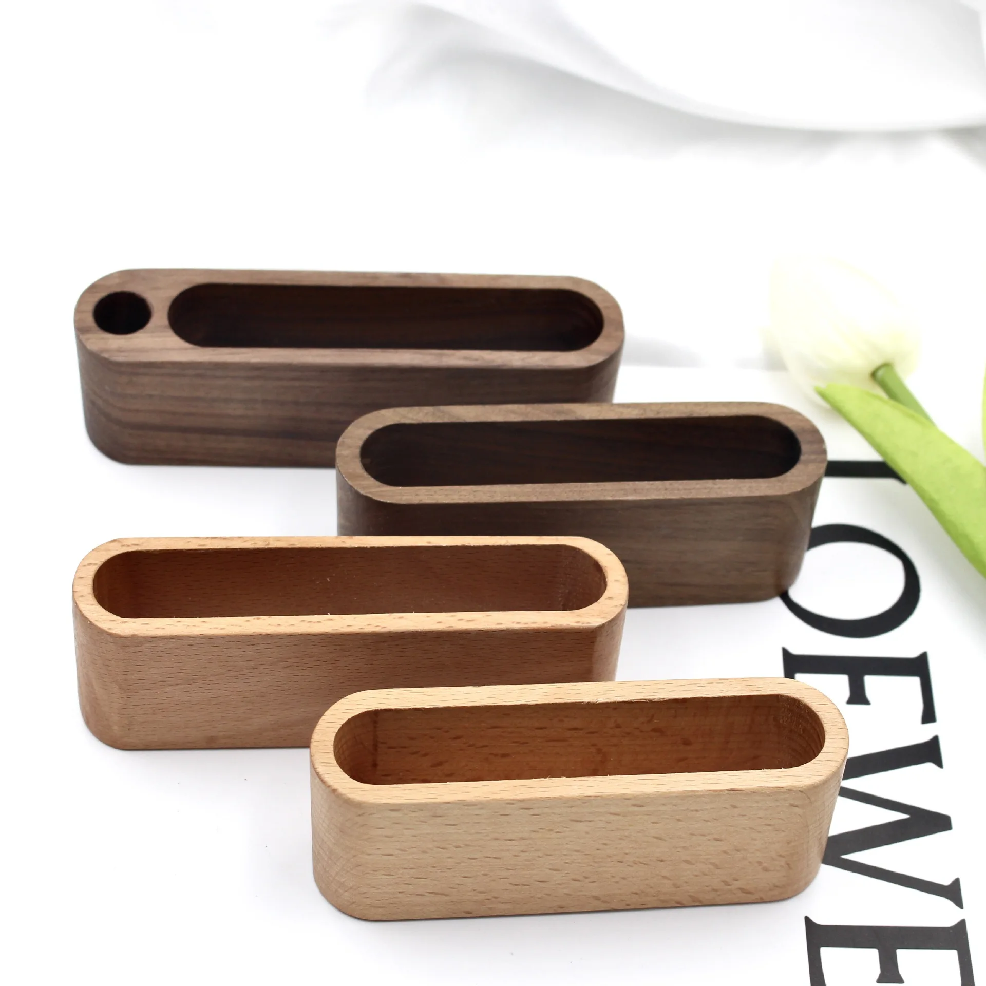 

1 Pcs Card Holder Wooden Business Card Holder with Pen Slot Desk Wooden Display Memo Pad Cards Stand Box for Office Accessories