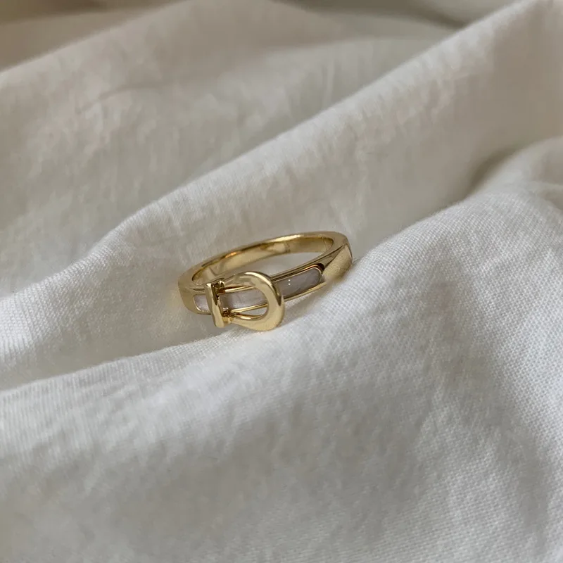 

LOVOACC Delicate White Shell Belt Buckle Charm Rings for Women Gold Color Metal Sparkly Rhinestone Ring Elegant Wedding Jewelry