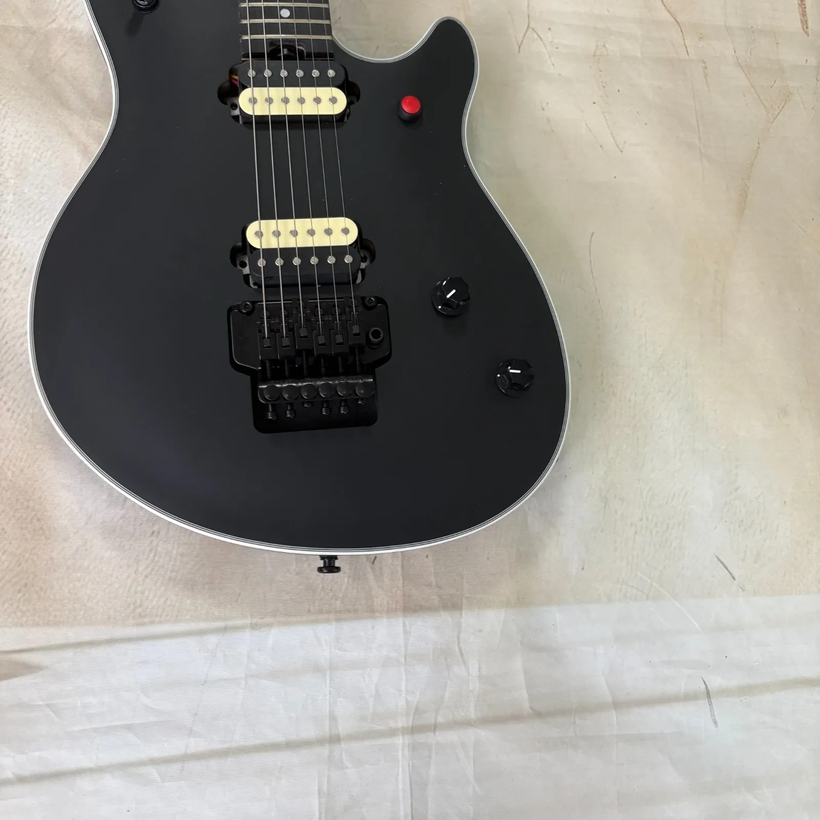 Фото 2025 матовых черных гитарных звукоснимателей 2H с тремоло Floyd Rose №5